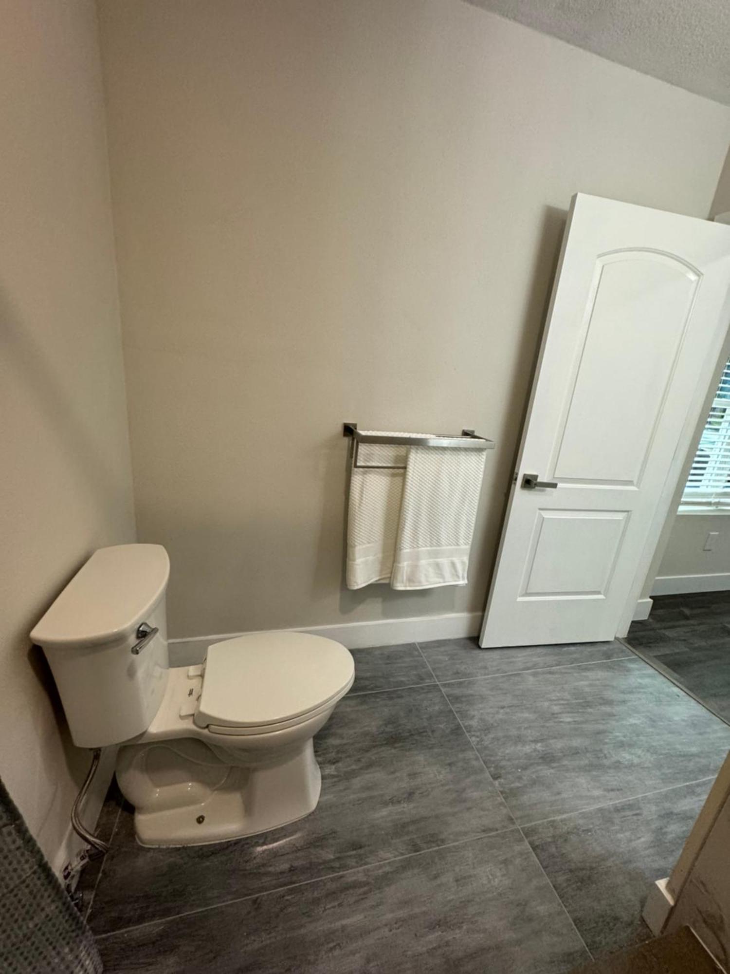 Deluxe Apartment Whit Laundry แทมปา ภายนอก รูปภาพ
