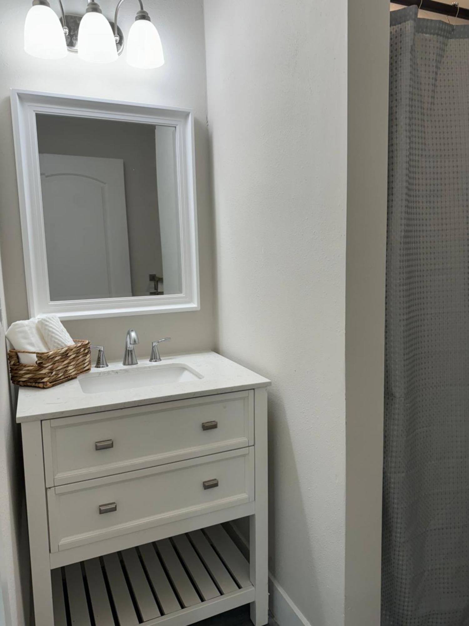 Deluxe Apartment Whit Laundry แทมปา ภายนอก รูปภาพ